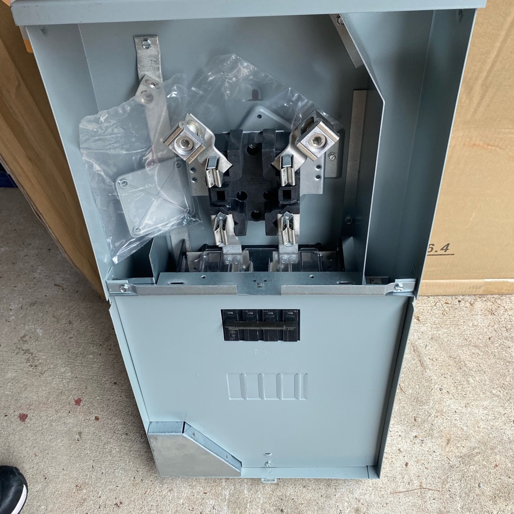 Eaton Type BR200-Amp 4Spaces 8circuit Main Breaker